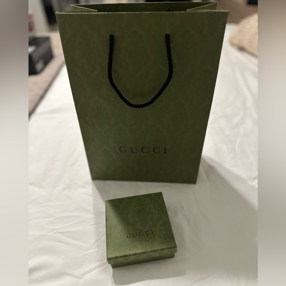 Gucci box & Bag
